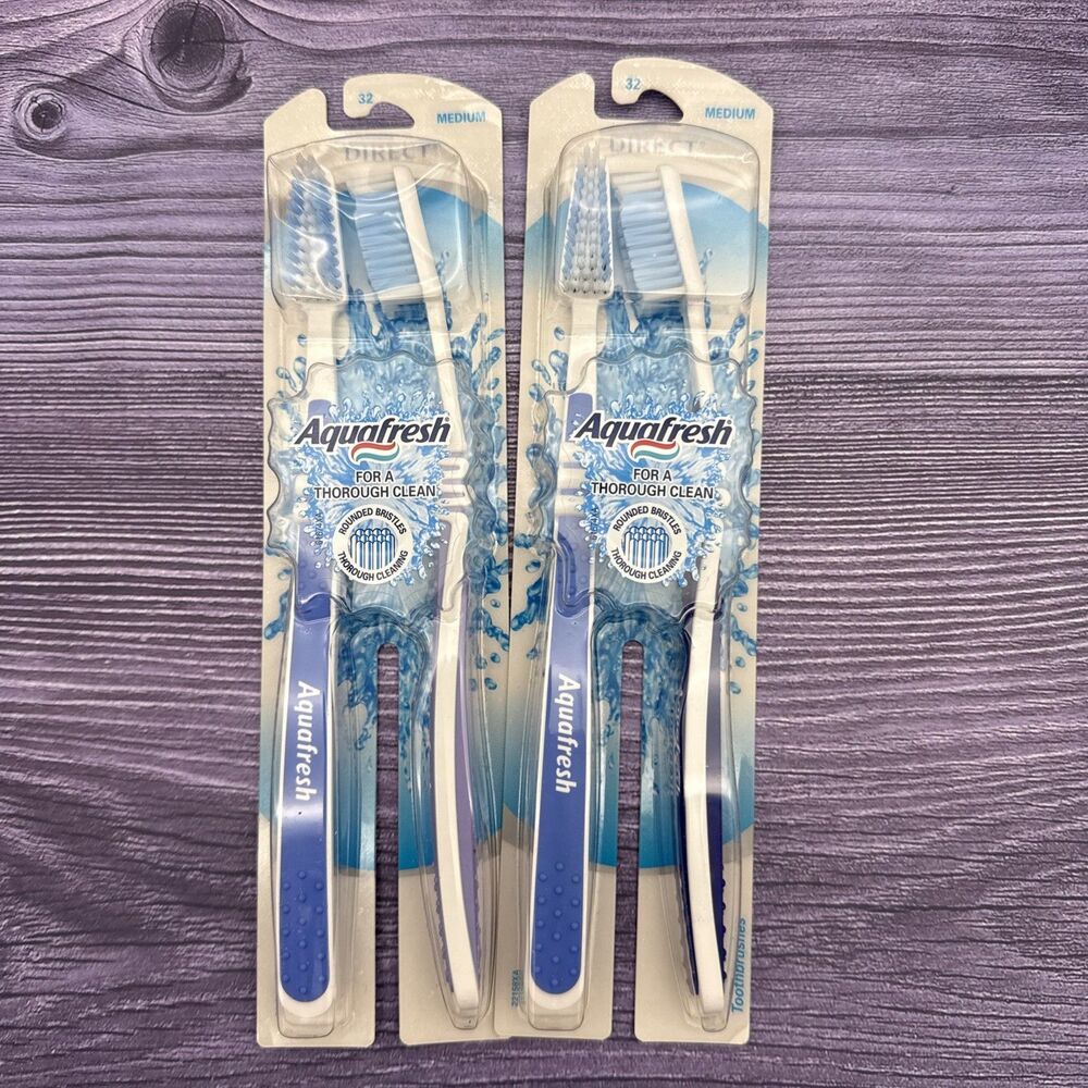 4 LOT Toothbrush 2 Pack Aquafresh Direct MEDIUM 32 2005 Flexible Tip Neck VTG